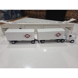 ERTL White GMC Aero Conventional with Pup Trailers 1/64 Die Cast Truck H & M B21